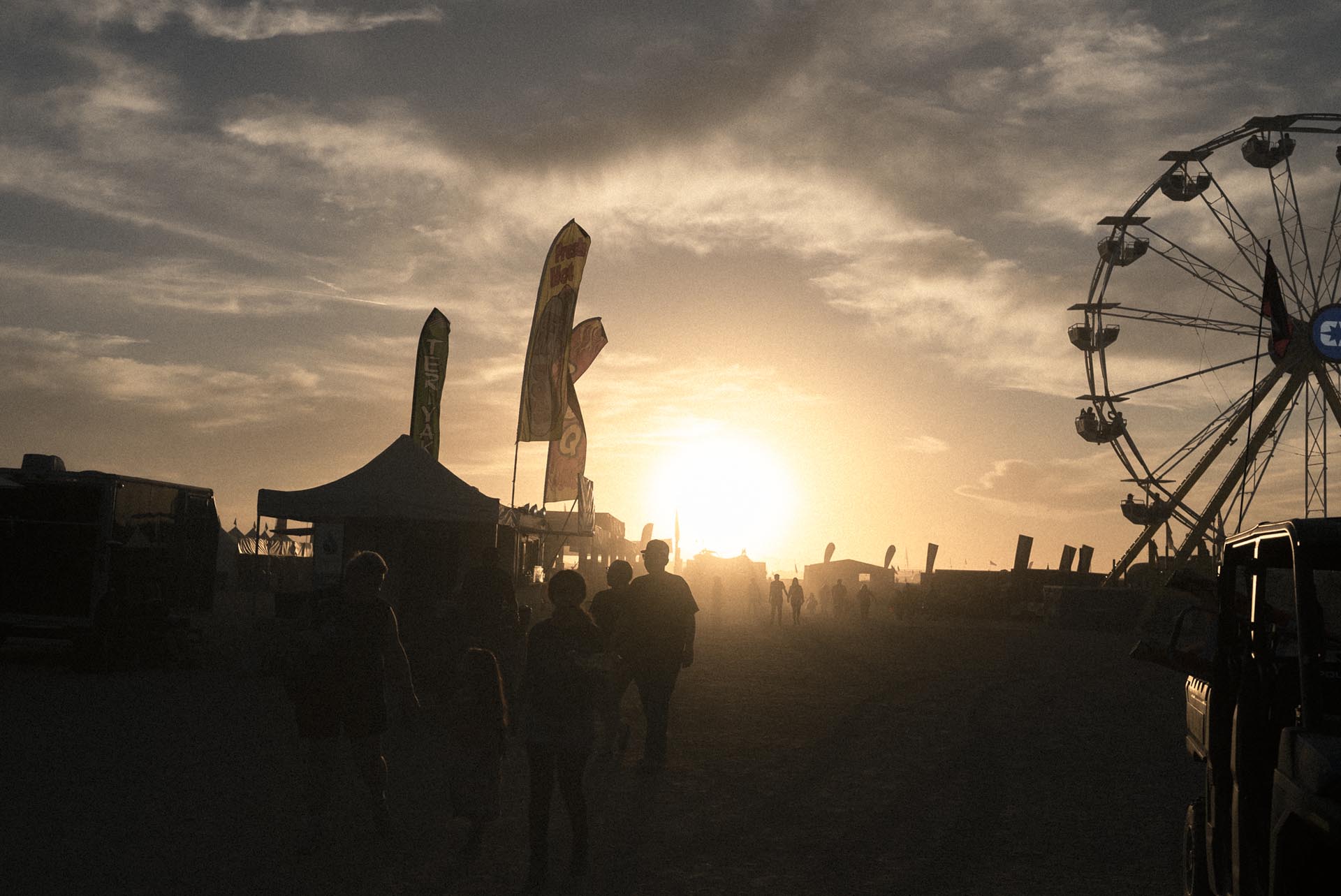 Glamis Polaris Camp RZR 129