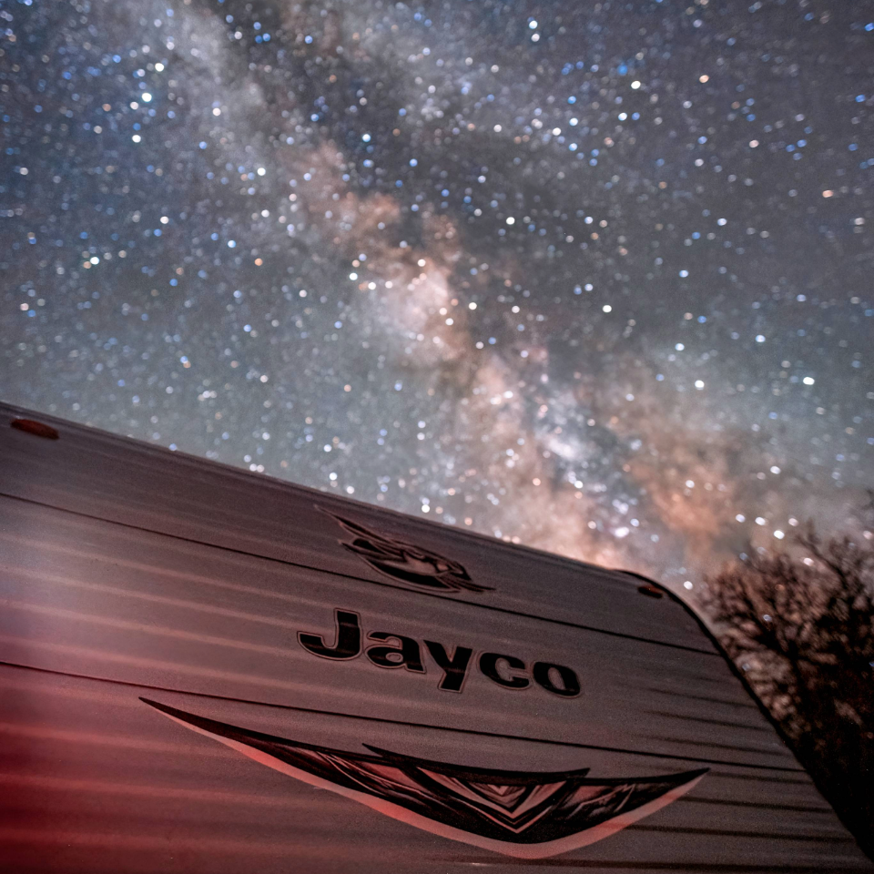 HOW TO PLAN AN EPIC RV STARGAZING TRIP